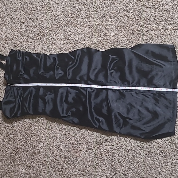 Le Chateau Black Satin Dress Size Xsmall - Picture 5 of 9